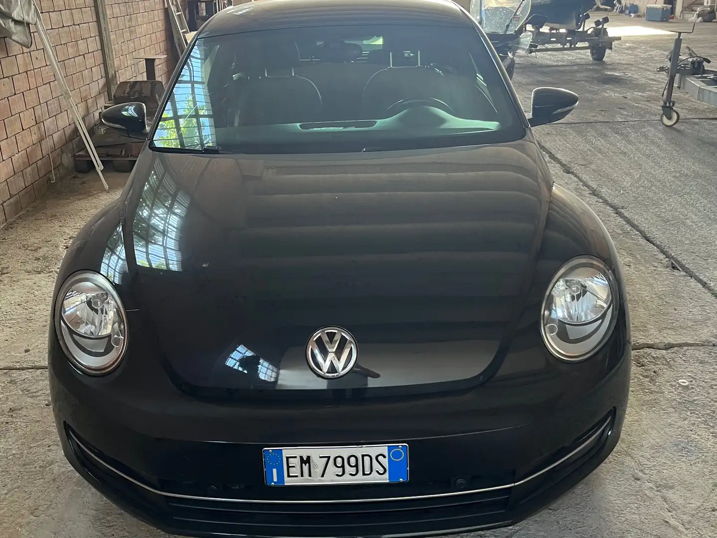 Volkswagen Maggiolino 1.4 TSI 160CV Чёрный - 1