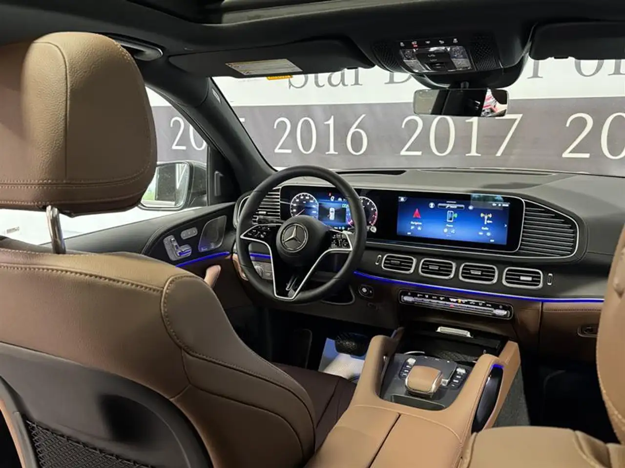 Mercedes-Benz GLE снимка Mercedes-Benz GLE