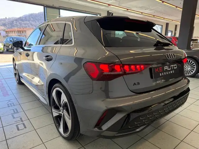 Audi A3 view 5