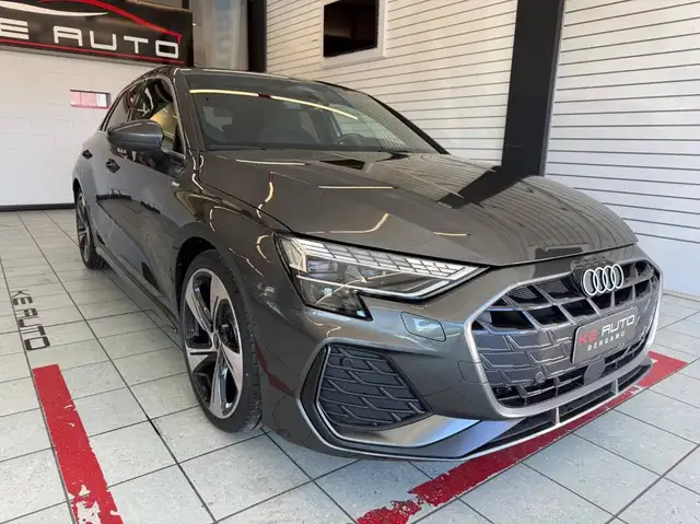 Audi A3 view 4
