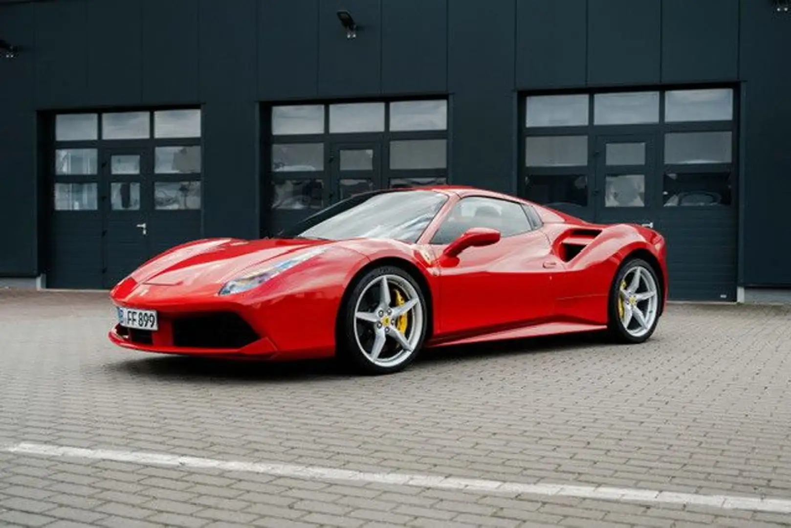 Ferrari 488 *Lift*PDC*RFK*Mwst*1.Hand Rot - 1