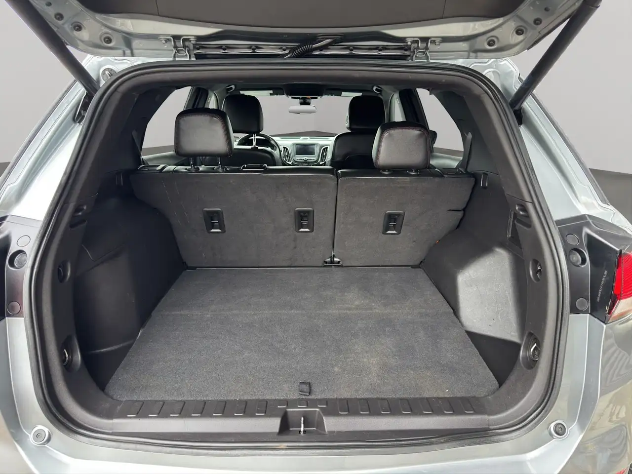 Chevrolet Equinox снимка Chevrolet Equinox
