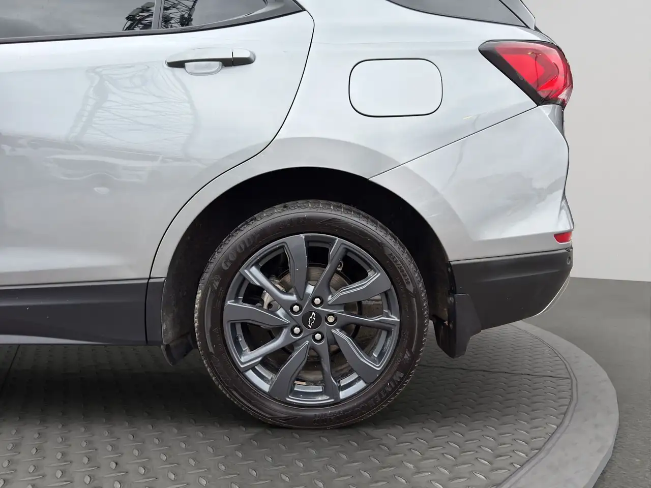 Chevrolet Equinox снимка Chevrolet Equinox