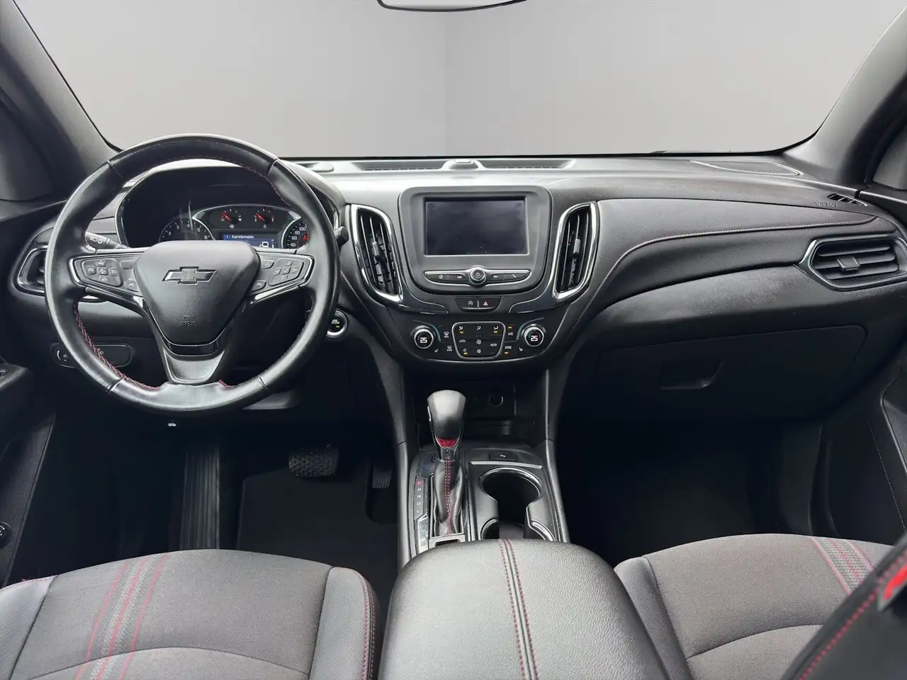 Chevrolet Equinox снимка Chevrolet Equinox