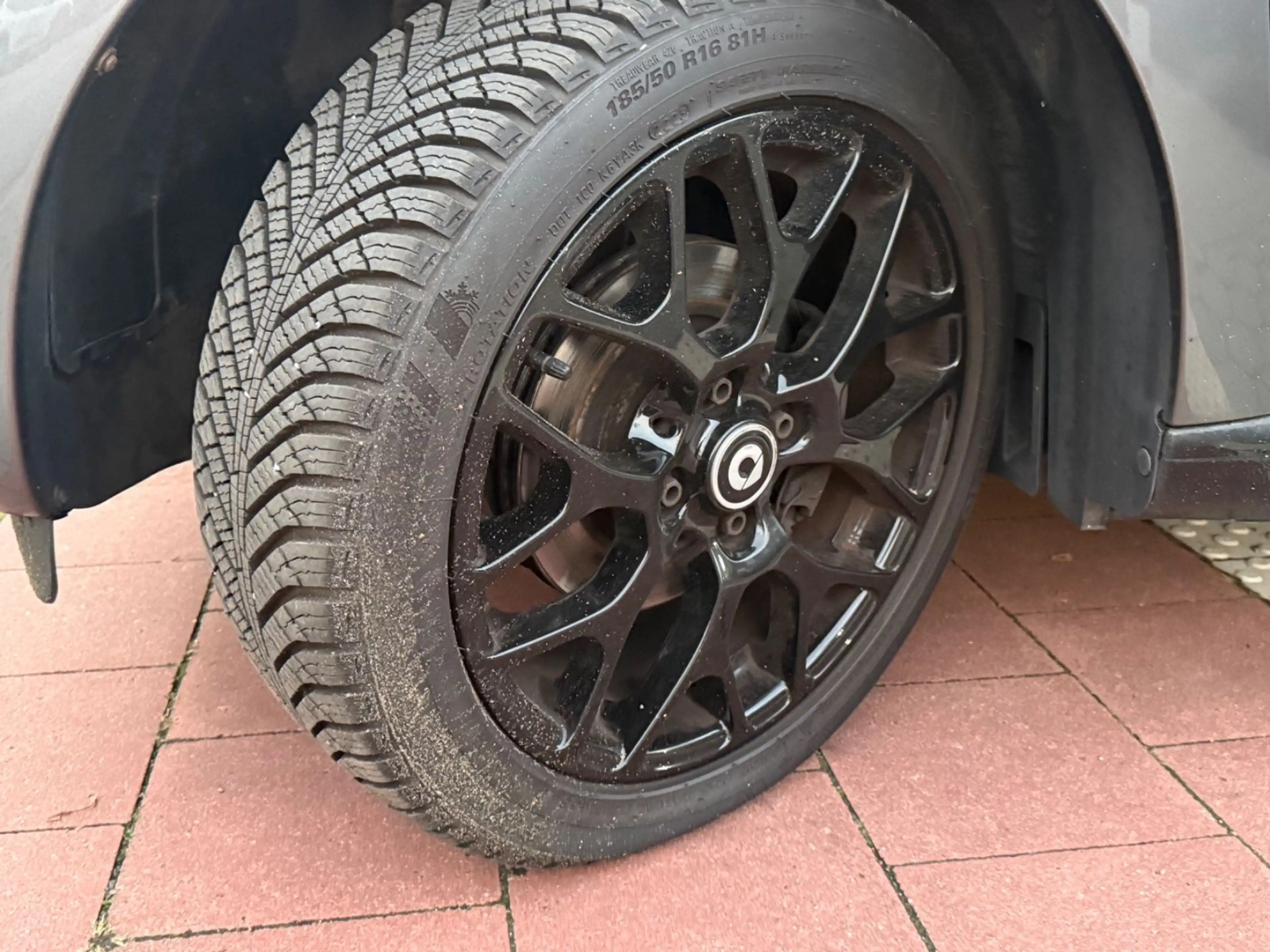 smart forFour Edition #1 52 kW Panoramaglass — photo 12