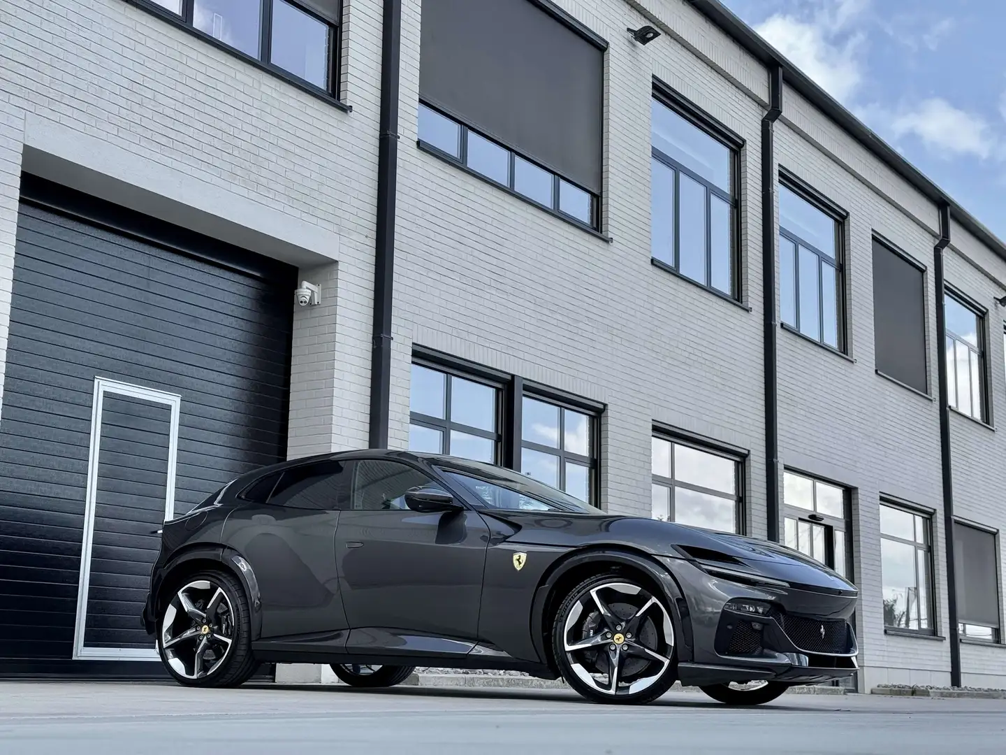 Ferrari Purosangue Purosangue 6.5i V12i \CARBON/PANO/LIFT/HISTORICAL\ Серый - 2