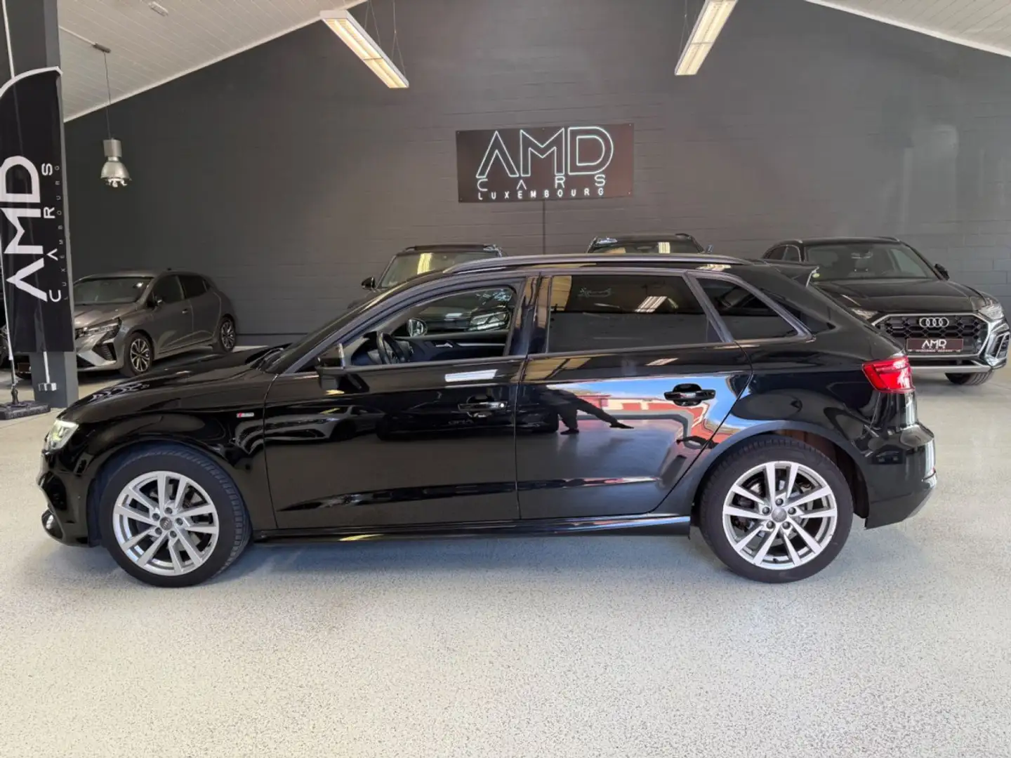 Audi A3 Sportback 35 TDI S-LINE*LEDER*S-TRONIC Noir - 2
