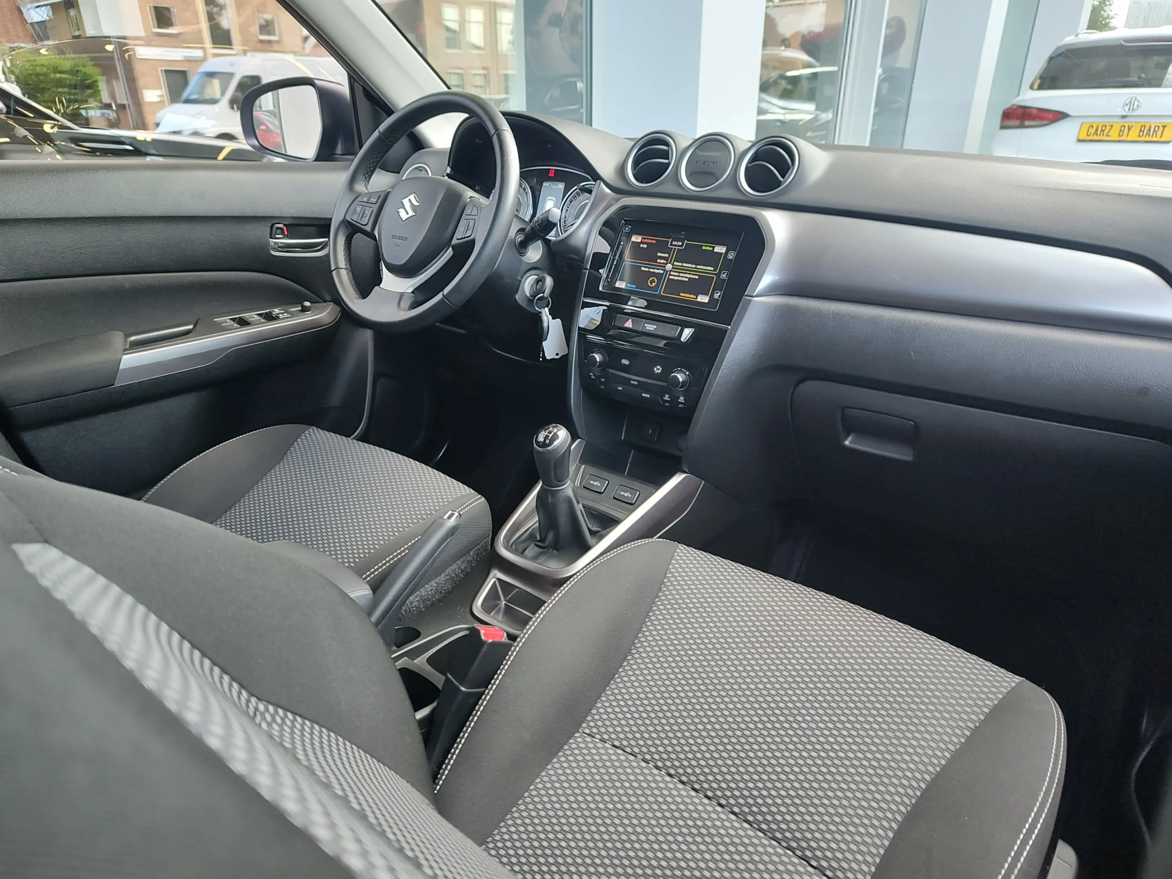 Suzuki Vitara 1.0 BOOSTERJET SELECT Navi | Camera | Trekhaak | C — photo 9