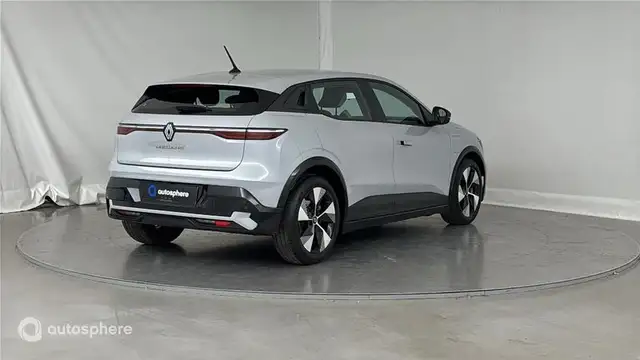 Renault Megane view 5