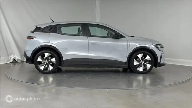 Renault Megane view 4