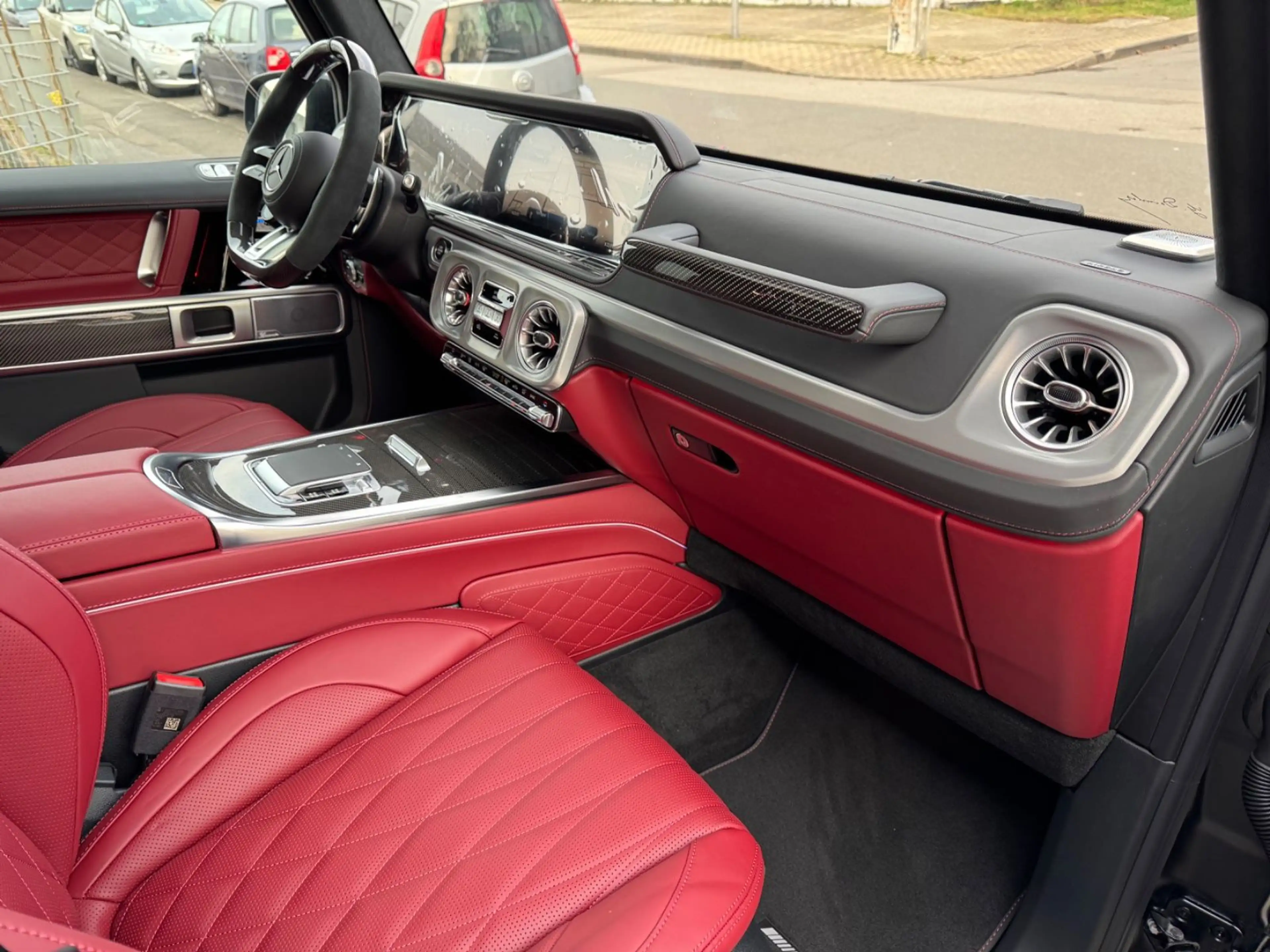 Mercedes-Benz G 63 AMG MY27|ROT|CARBON EXTERIOR|ACTIVE RIDE|SUPERIOR — photo 10