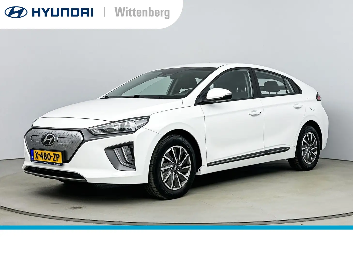 Hyundai IONIQ Comfort EV 38 kWh | €2000,- EV-subsidie! | Navigat White - 1