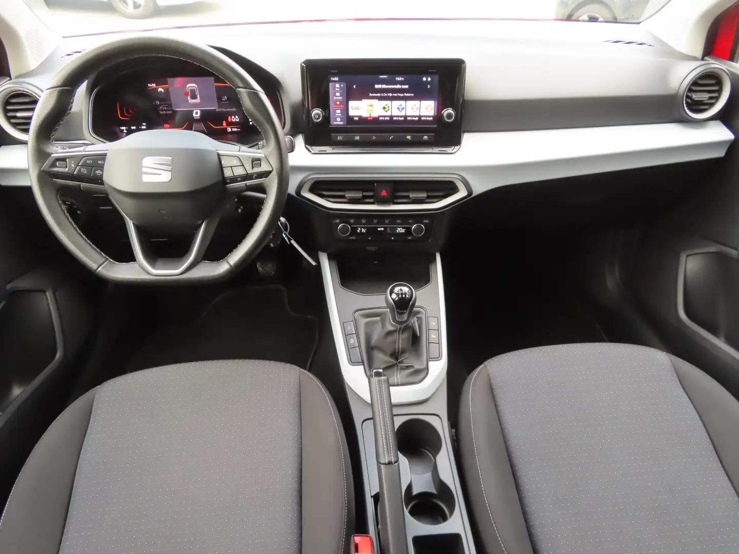 SEAT Arona 1.0 EcoTSI Style Business Connect | full led | cam Rood - 2