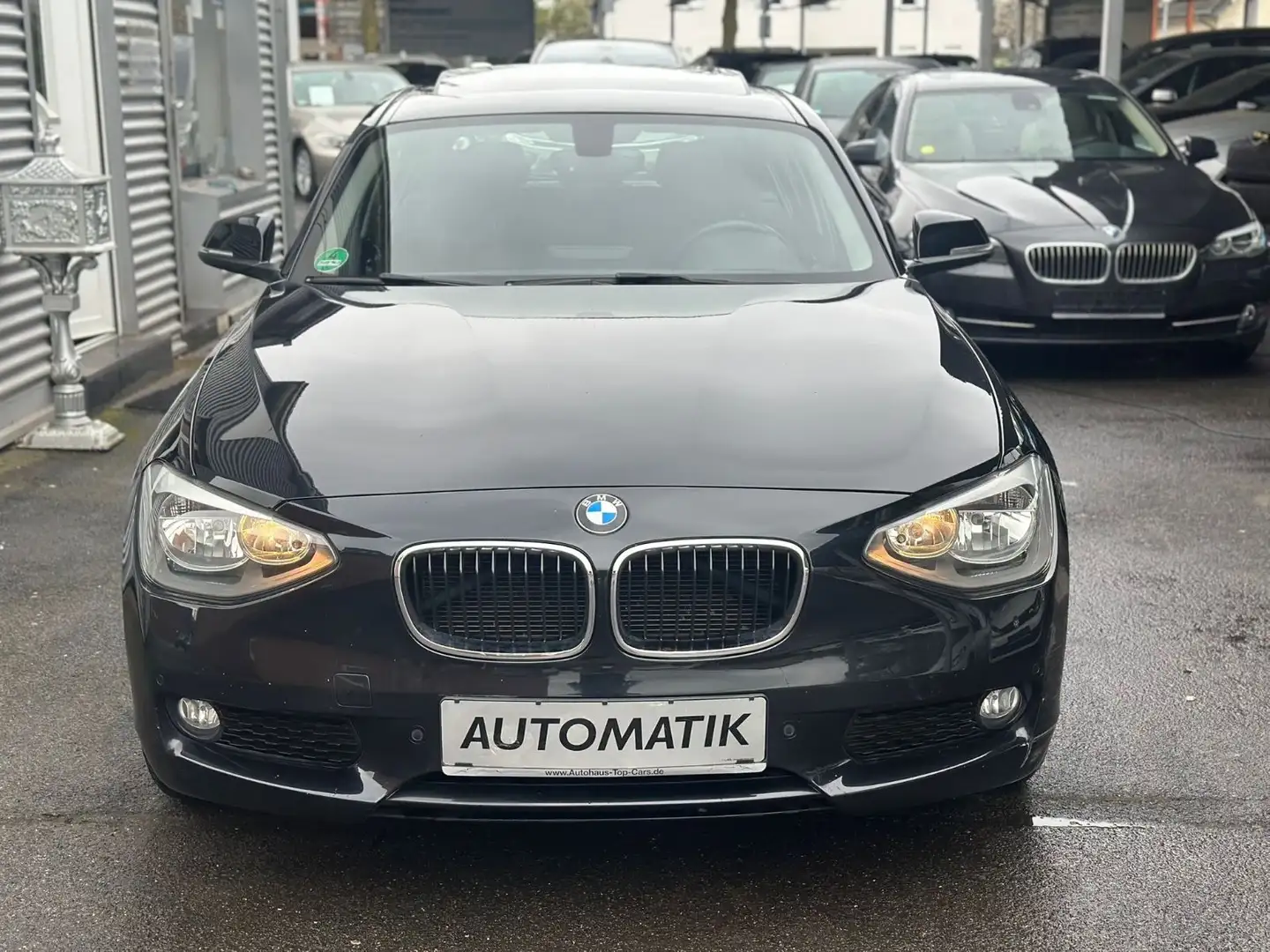 BMW 116 5-trg. 116i AUTOMATIK+SD+NAVI Noir - 2