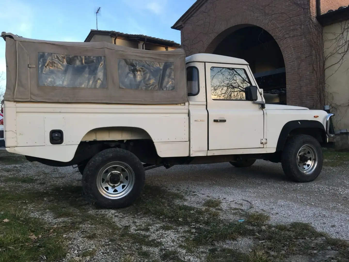 Land Rover Defender 110+2.5+td+Pick+up - 2