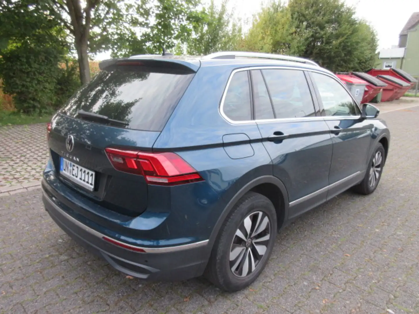 Volkswagen Tiguan MOVE 1.5 TSI DSG NAVI AHK KAMERA LED ALU ACC APS SITZHEIZUNG CLIMATRONIC eFH ZV Bleu - 2