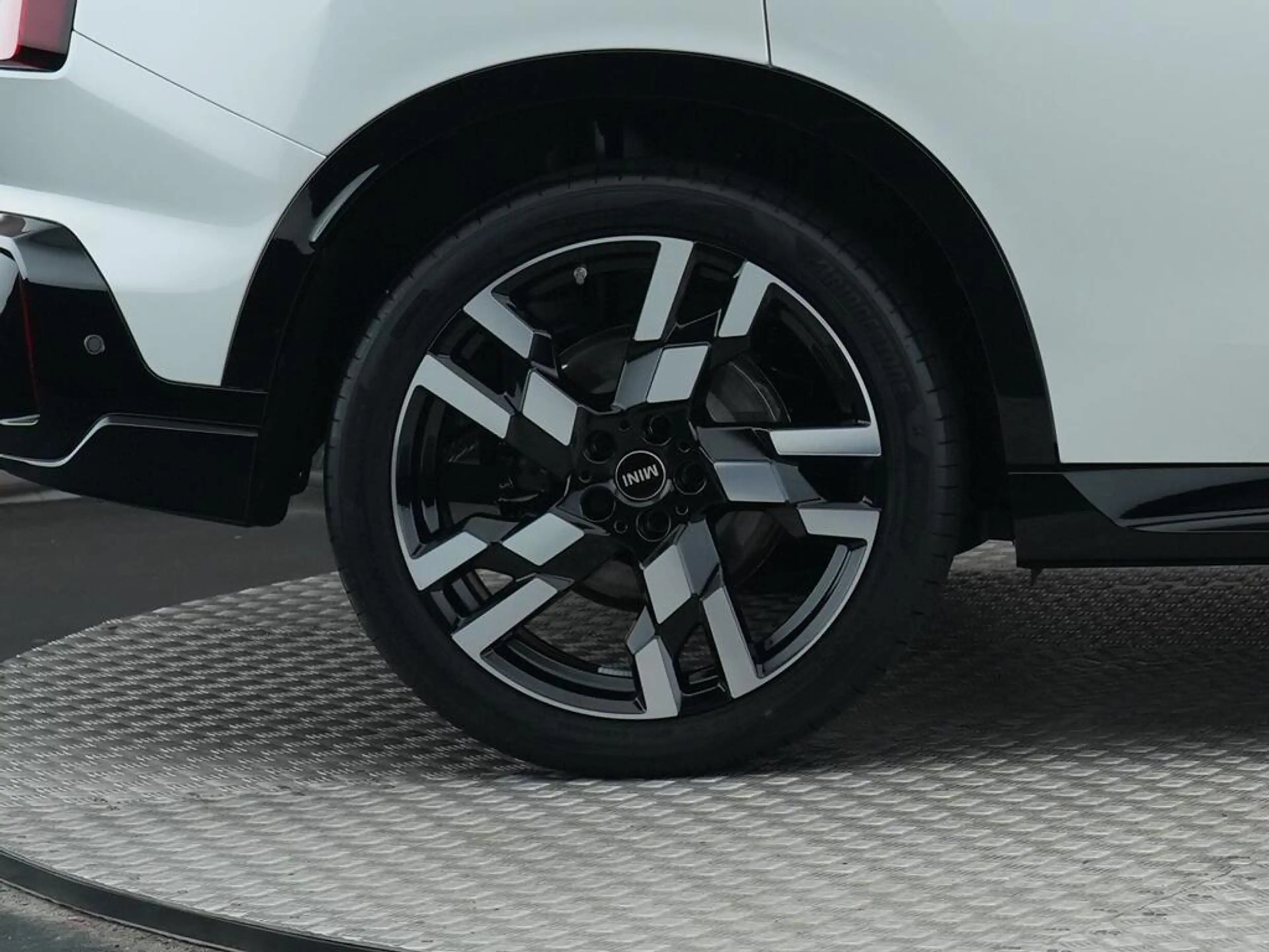 MINI Cooper Countryman 2.0 S ALL4 John Works XL — photo 15