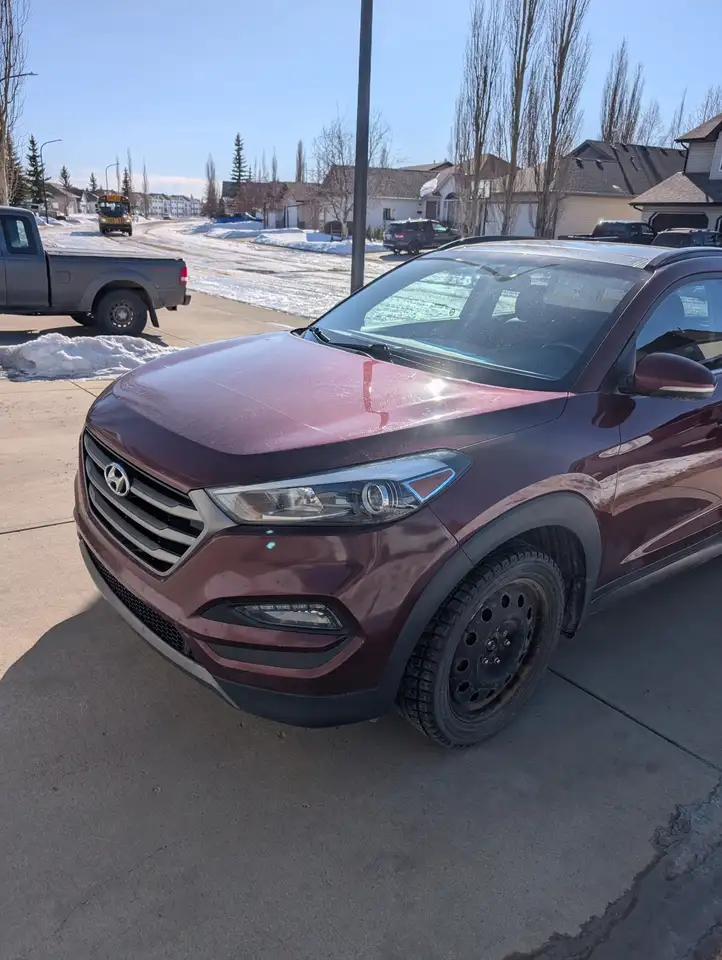 Hyundai TUCSON снимка Hyundai TUCSON