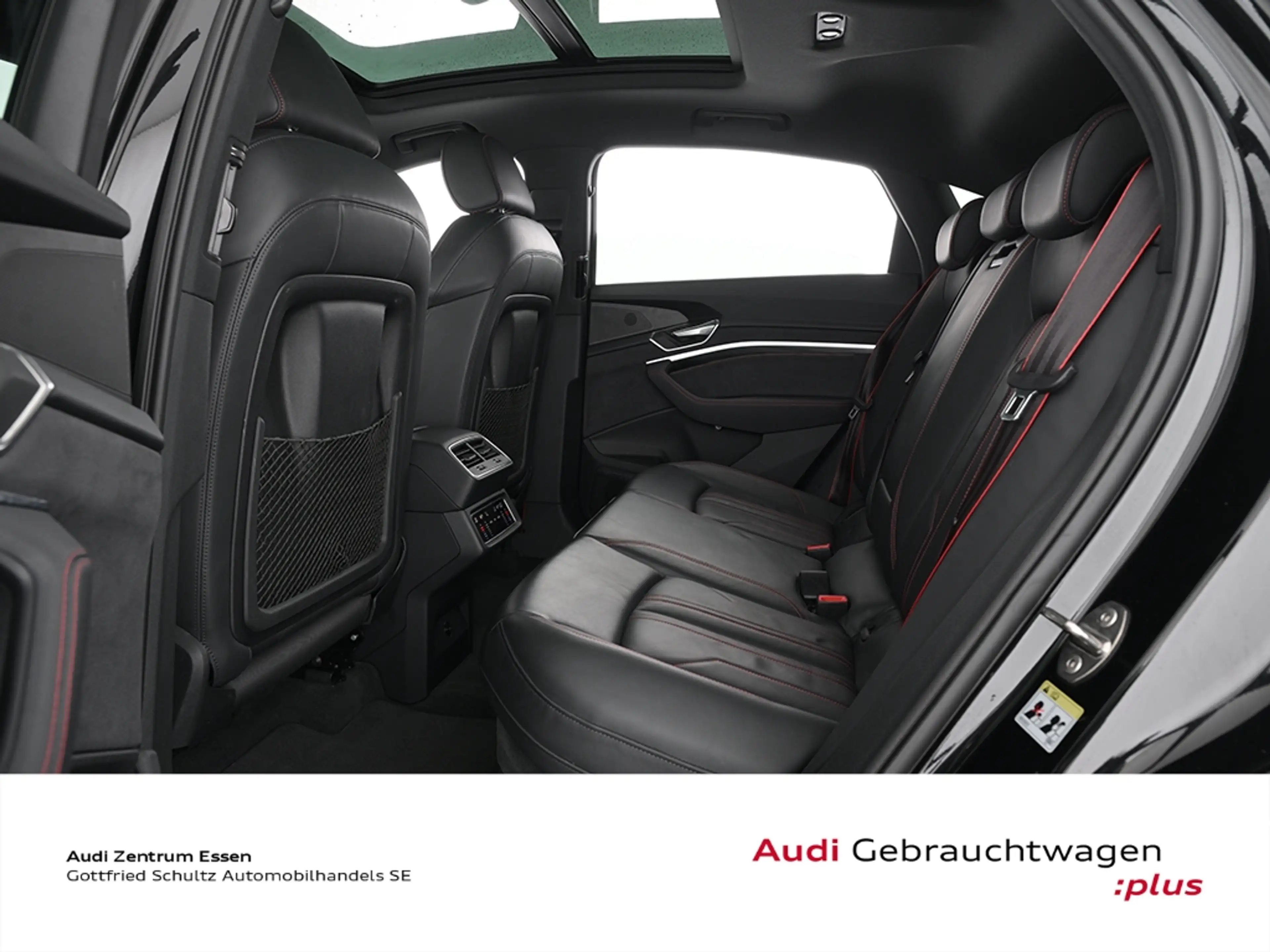 Audi Q8 e-tron Sportback 55 quattro S line Panoramadach — photo 12