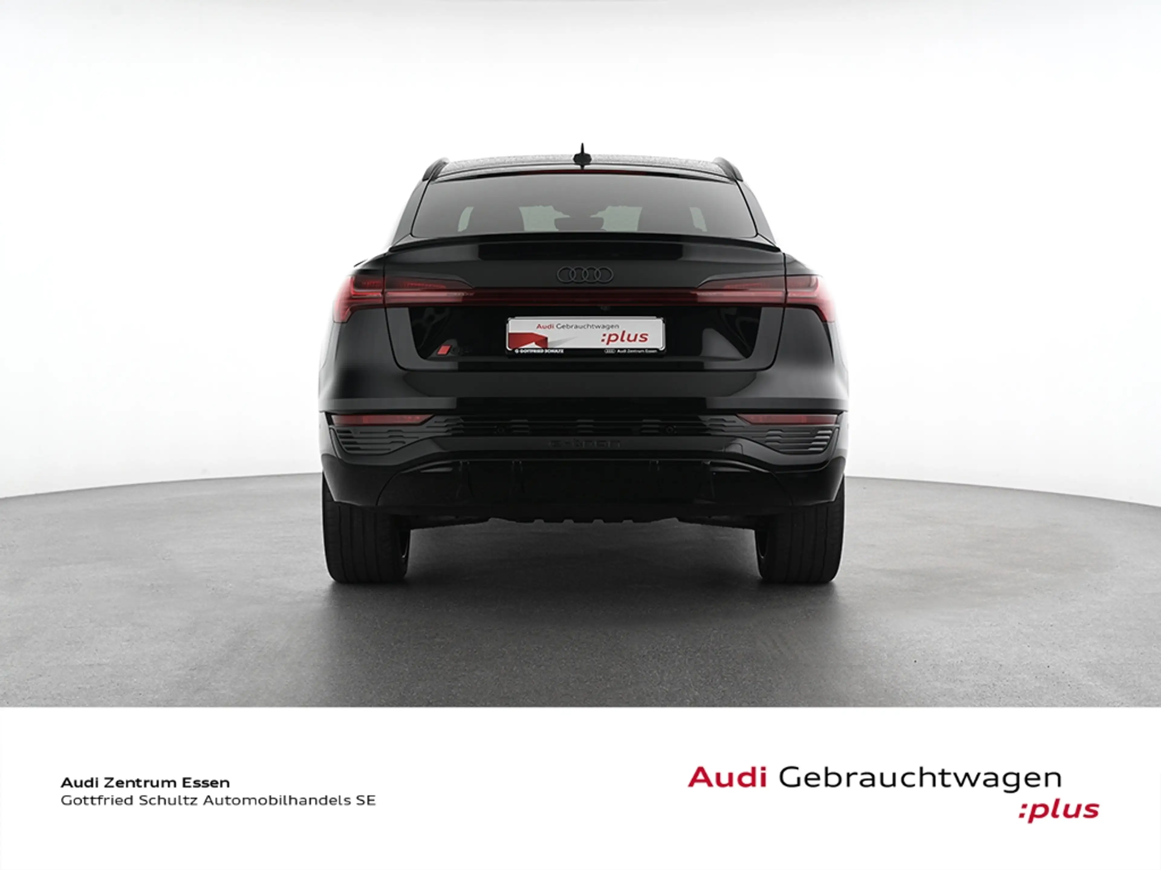 Audi Q8 e-tron Sportback 55 quattro S line Panoramadach — photo 5