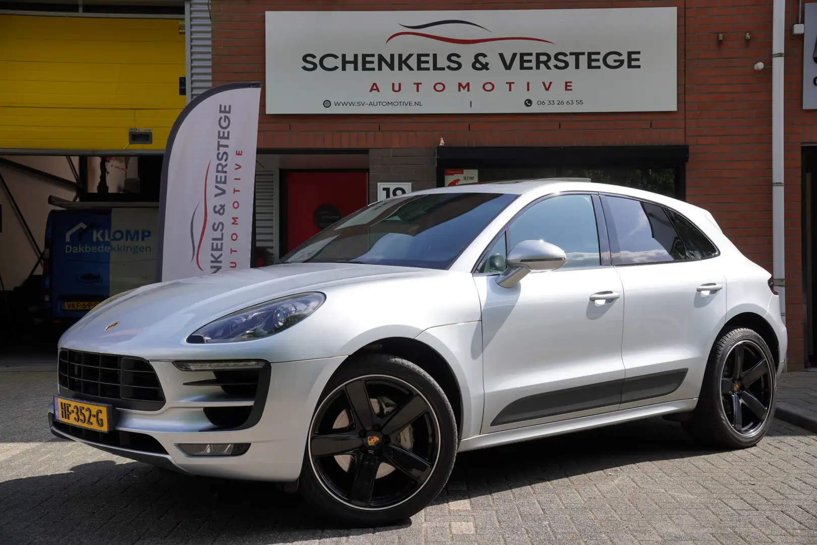 Porsche Macan 3.0 S / Sport Design / Chrono / Leer Dash / Pano / Gris - 1