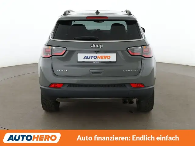 Jeep Compass view 5