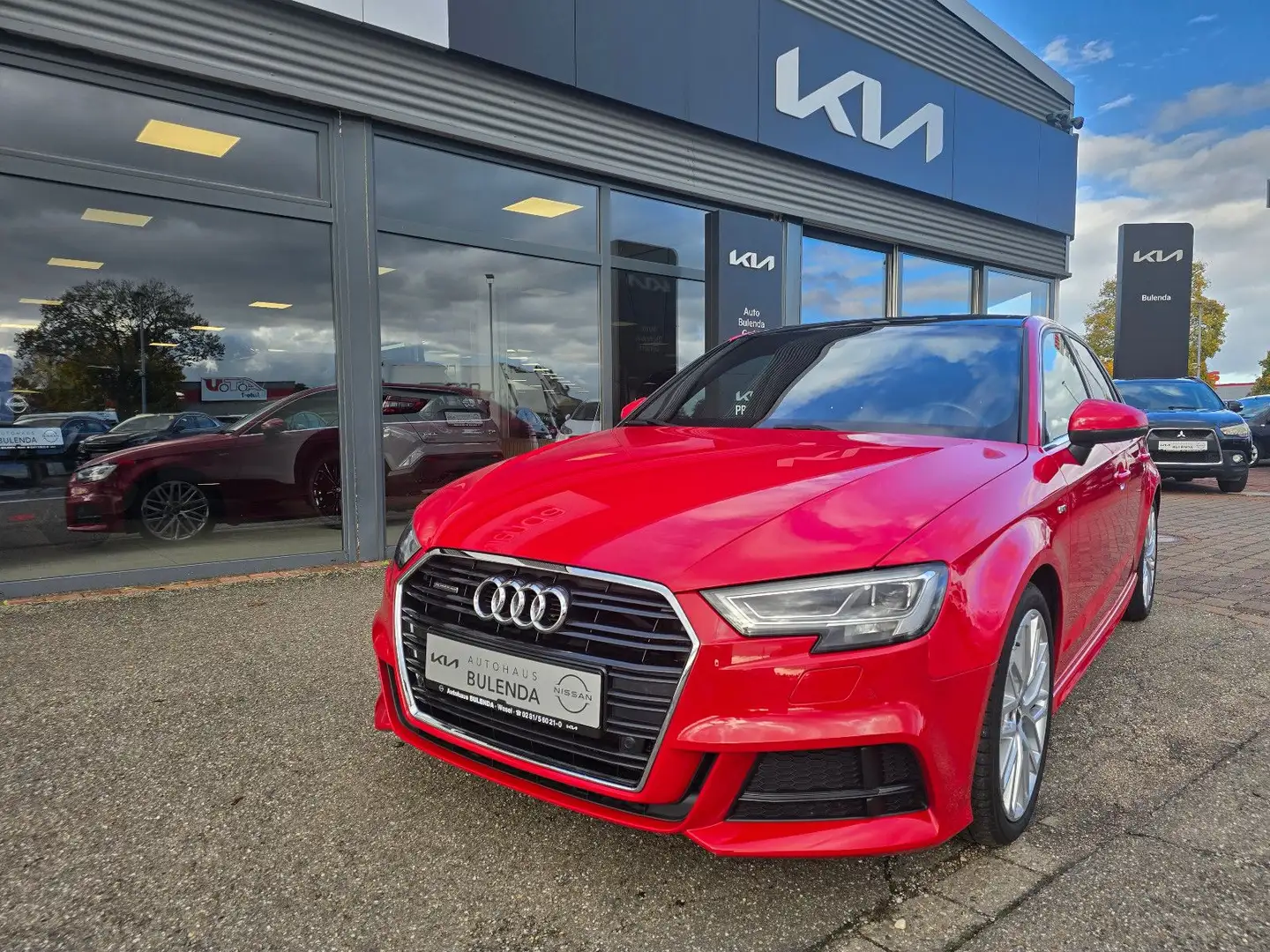 Audi A3 Sportback 2.0 TFSI AT quattro S-Line sport Rot - 2