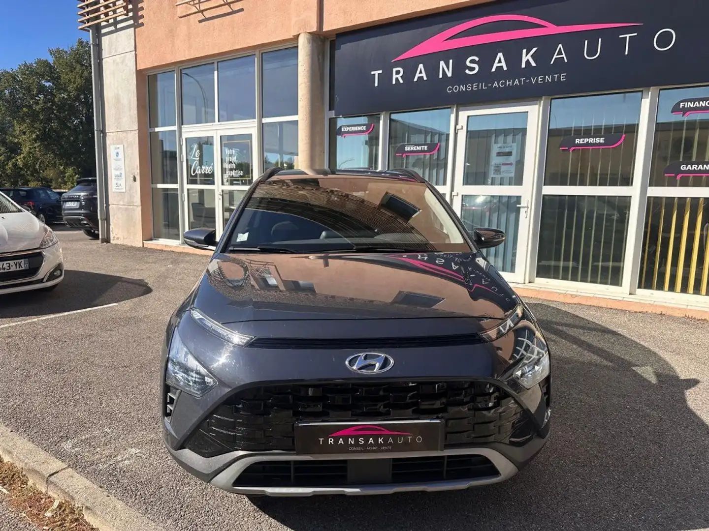 Hyundai BAYON 1.0 T-GDi 12V GPF MHEV SS 100 cv Créative Grijs - 2