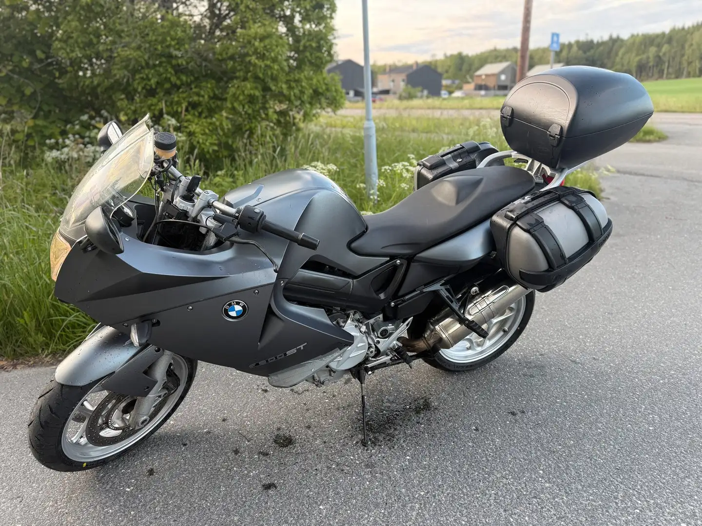 BMW F 800 ST Grau - 1