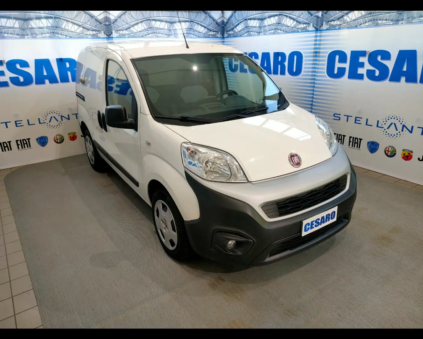 Fiat Fiorino cargo 1.3 mjt 95cv SX E6d-temp Bianco - 1