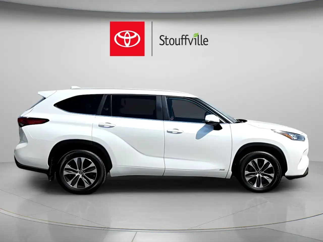 Toyota Highlander снимка Toyota Highlander