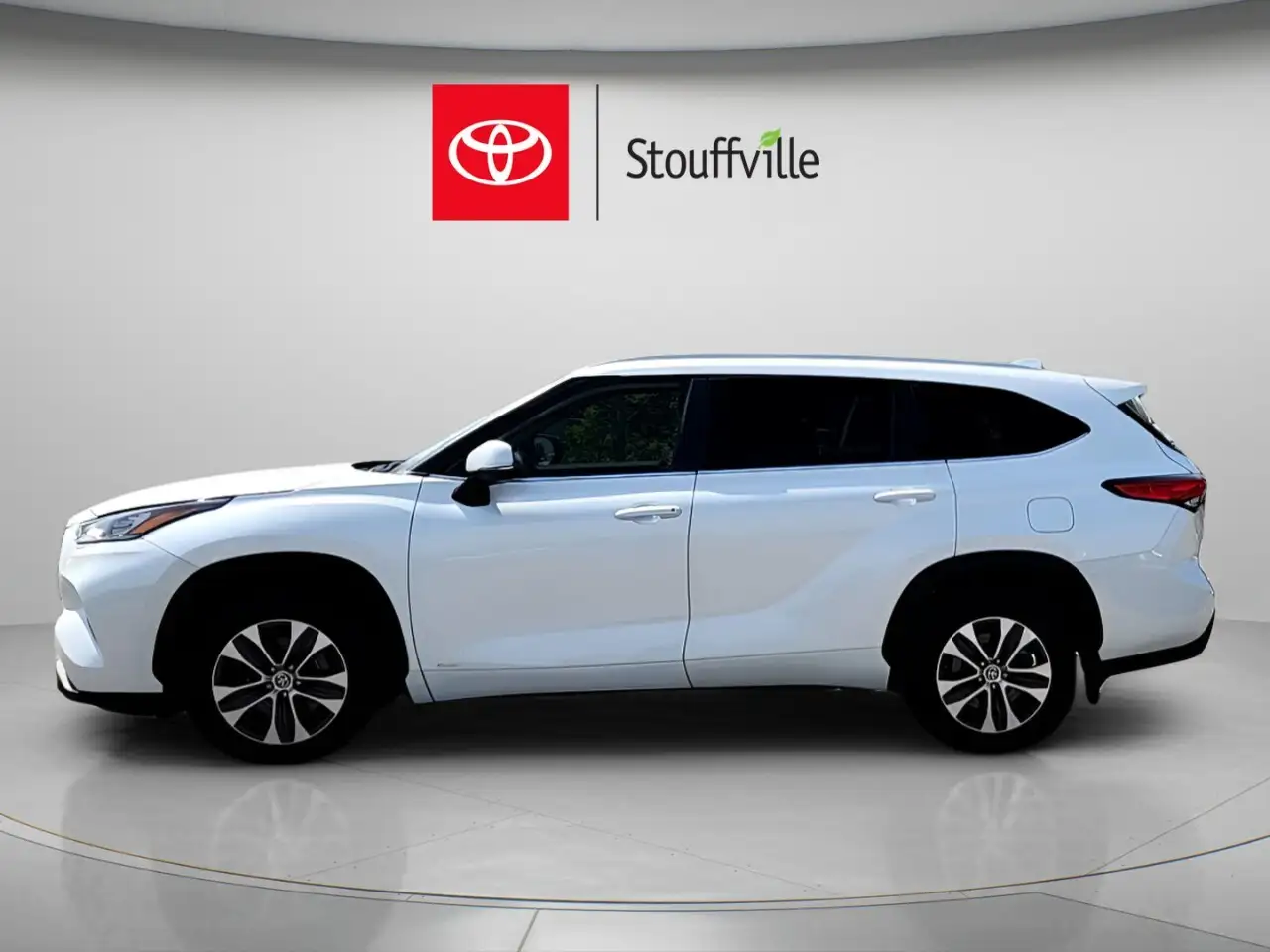 Toyota Highlander снимка Toyota Highlander