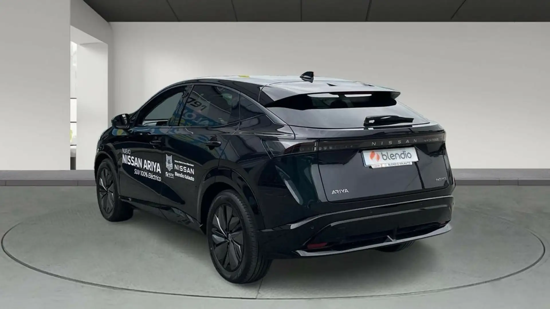 Nissan Ariya BEV 91KWH E-4ORCE ADVANCE 22KW CHAR SUNR 306 5P Zöld - 2