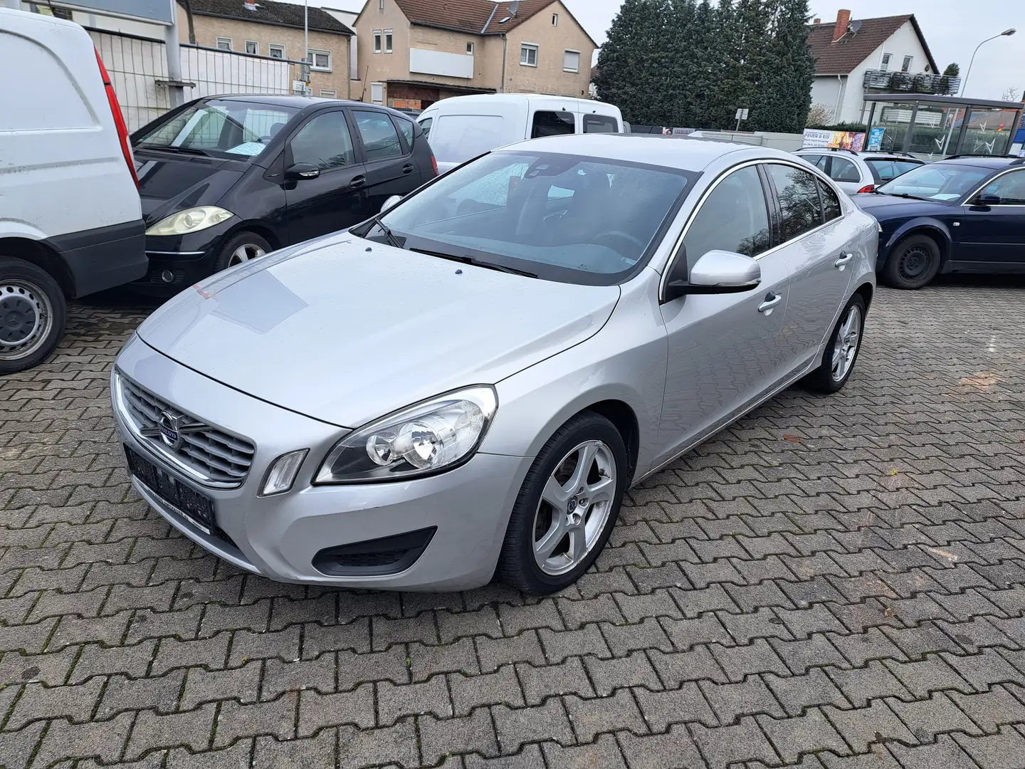 Volvo S60 D3 * Klimaanlage - 6-Gang * Argent - 1
