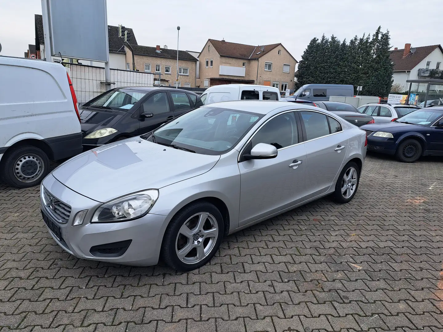 Volvo S60 D3 * Klimaanlage - 6-Gang * Argent - 2