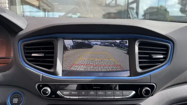 Hyundai IONIQ view 23