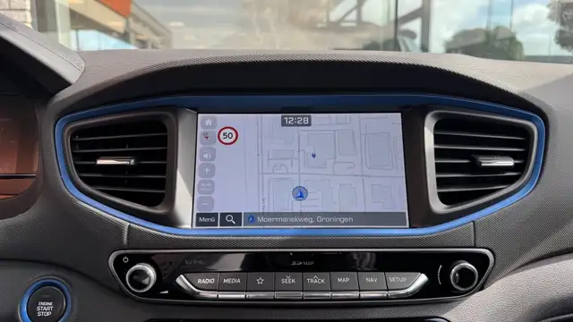 Hyundai IONIQ view 20