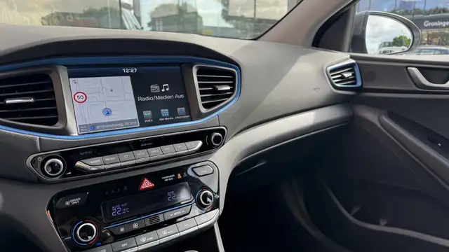 Hyundai IONIQ view 18