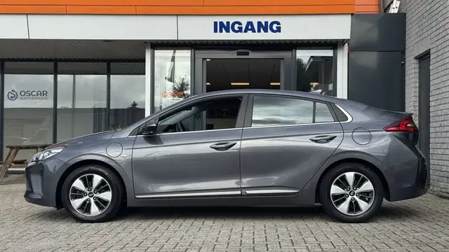 Hyundai IONIQ view 5