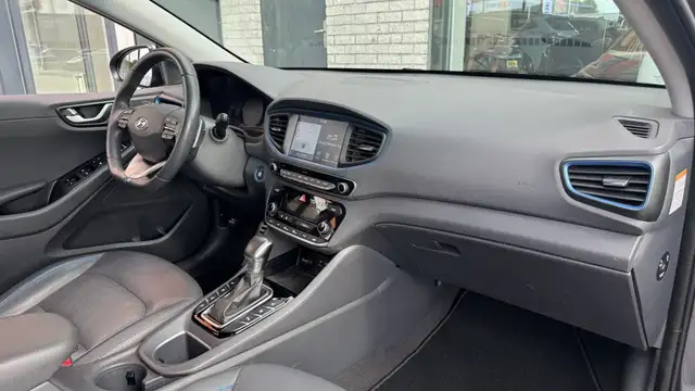 Hyundai IONIQ view 15