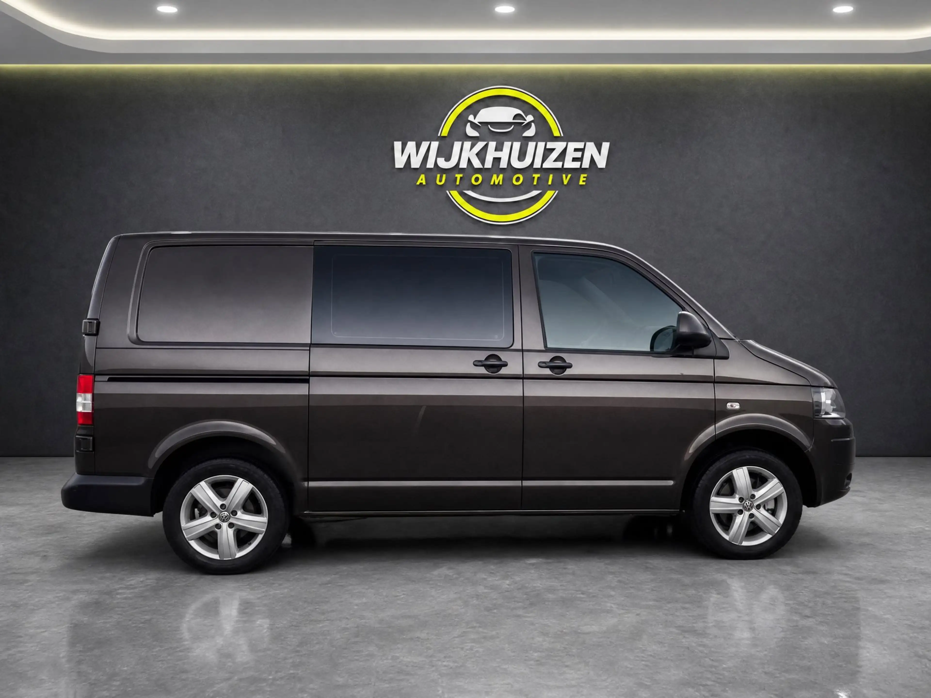 Volkswagen Transporter 2.0 TDI L1H1 DC Highline Automaat met Airco !!! 17 — photo 3