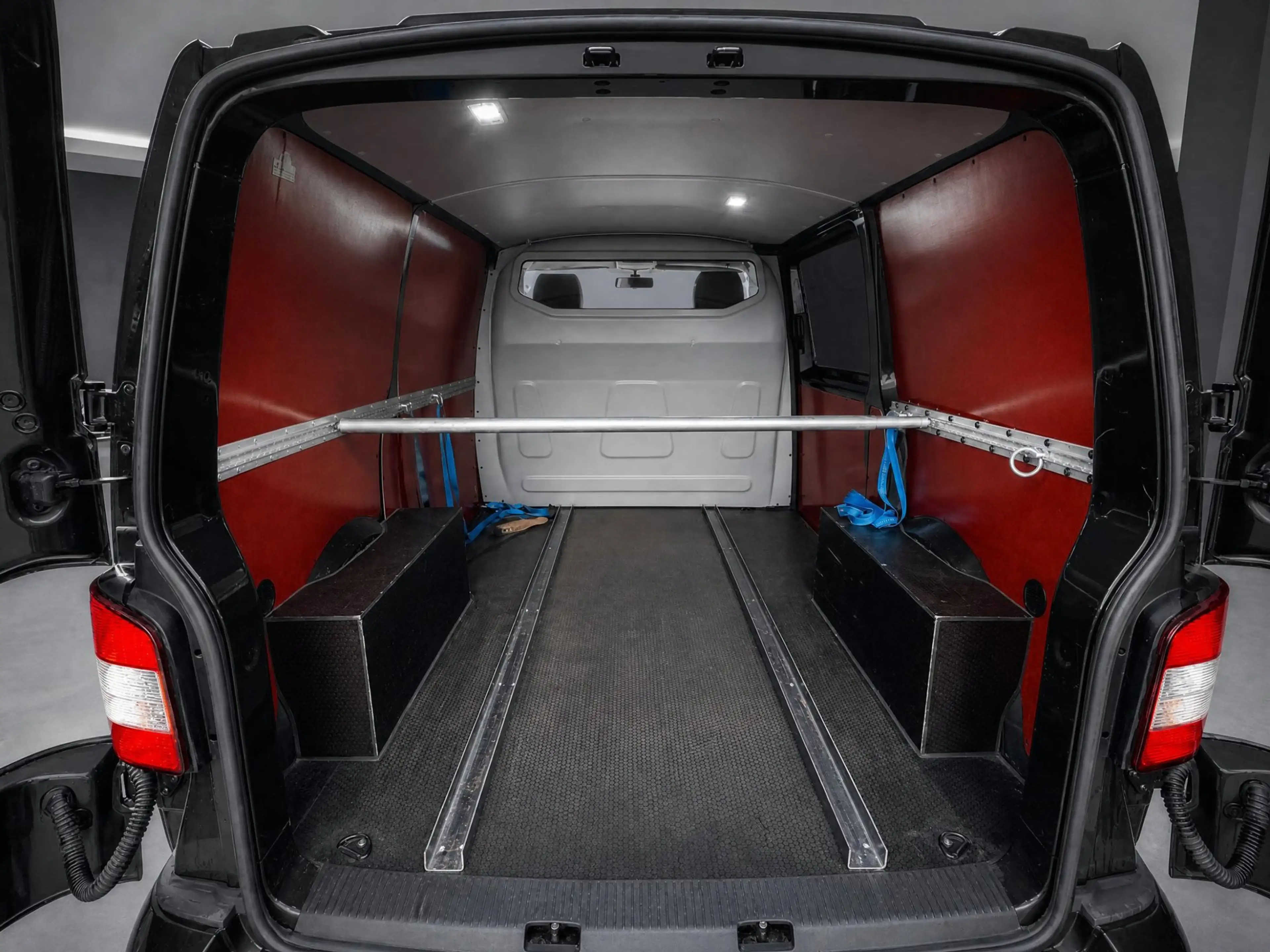 Volkswagen Transporter 2.0 TDI L1H1 DC Highline Automaat met Airco !!! 17 — photo 6