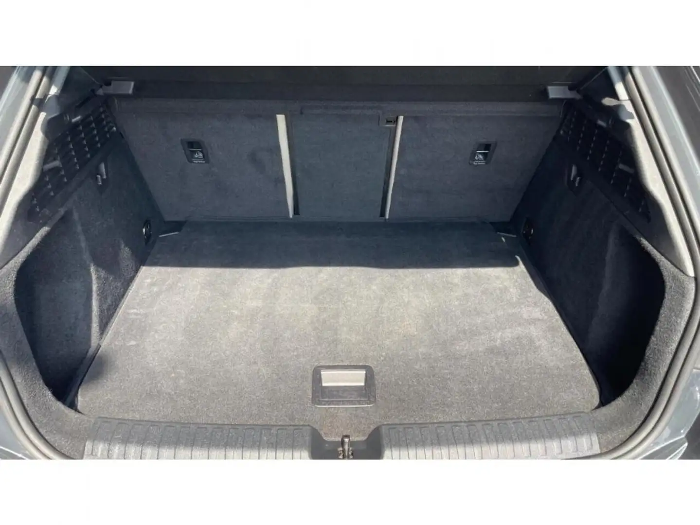 Audi A3 30 TFSI 110cv + Sellerie Cuir Blanc + sièges avant Gris - 2