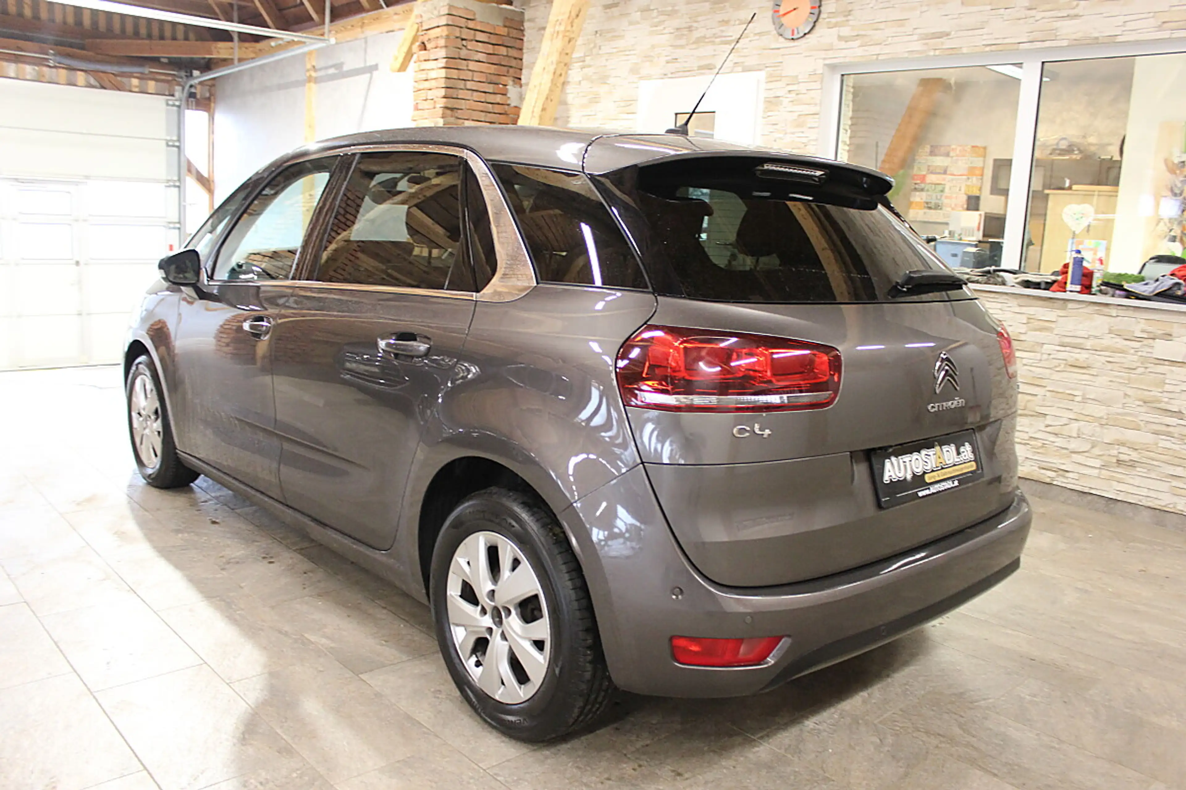 Citroen C4 Picasso — photo 5