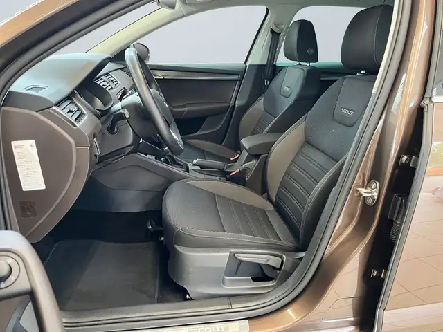 Skoda Octavia view 7