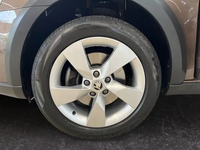 Skoda Octavia view 15