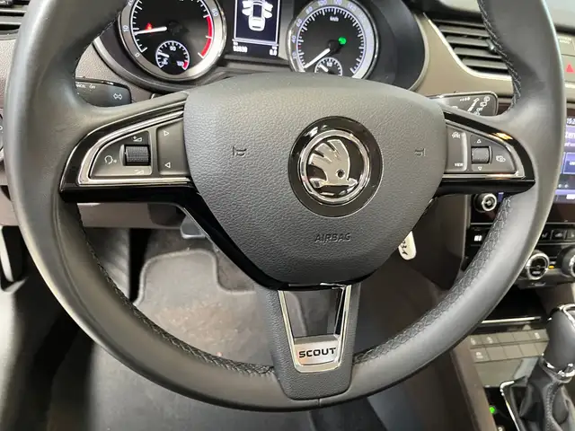 Skoda Octavia view 21