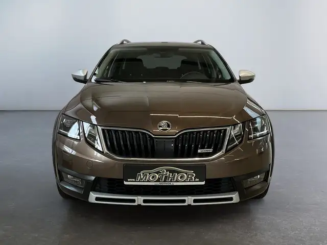 Skoda Octavia view 6