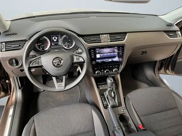Skoda Octavia view 8