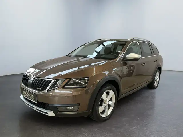 Skoda Octavia view 2
